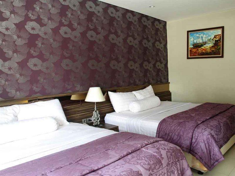 Aquarium Hotel Pangandaran Buitenkant foto